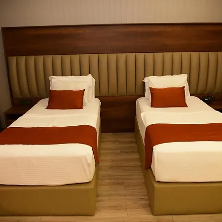 Turizoom Business & Ξενοδοχείο 4*