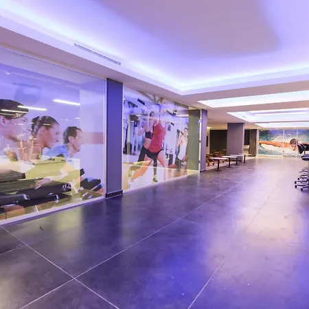 Turizoom Business & Ξενοδοχείο 4*